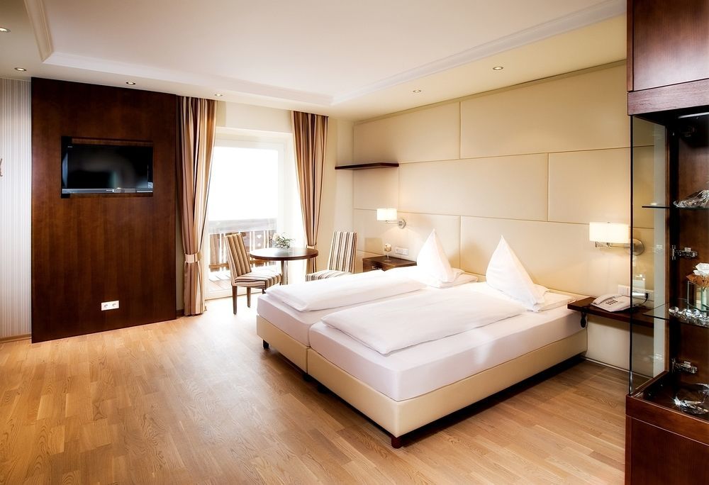 סנט גילגן Hotel & Gasthof Fuerberg מראה חיצוני תמונה